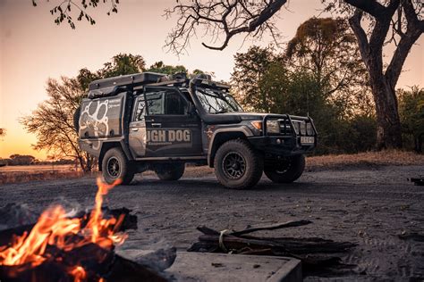 Media - Opposite Lock