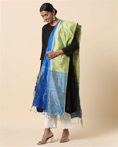Buy Dakin Weft Ikat Medium Blue Silk Dupatta | Aadyam