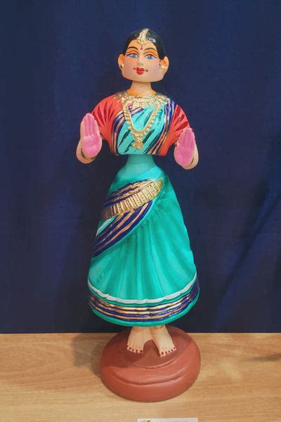 Tanjore Dancing Dolls – Smris