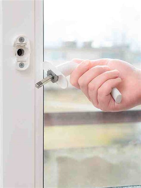 How to Fix Window Lock 的图像结果