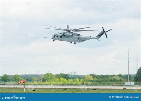 Demonstration Flight the Heavy-lift Cargo Helicopter Sikorsky CH-53K ...