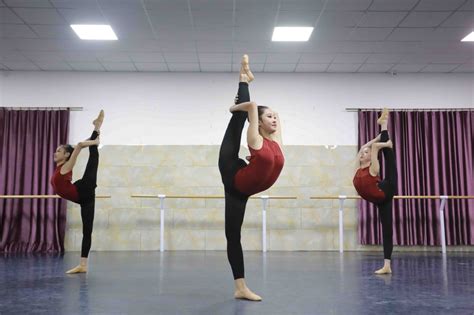 为什么越来越多的普高生参加舞蹈艺考 艺考舞蹈有什么好处?_2023舞蹈艺考最新资讯-舞蹈艺考培训就在舞研艺考！