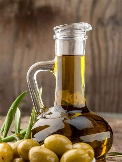10 benefits of consuming olive oil daily | Times of India