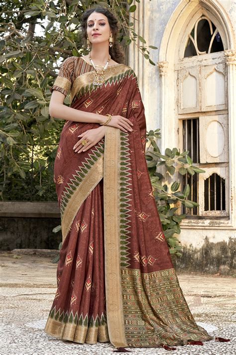 Buy Maroon Saree Online at Best Price in India | Karagiri