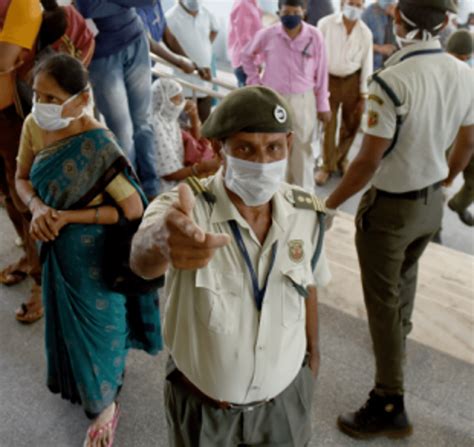 Herald photographer blocked