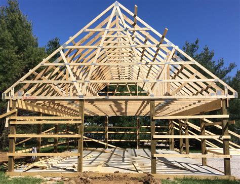24 X 32 Pole Barn Framing with 10/12 Pitch Roof and Attic Trusses
