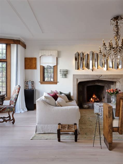 Living Room Mirror Decor Ideas | Baci Living Room