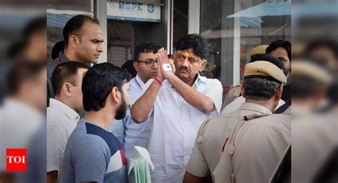 Can’t blackmail Congress: DK Shivakumar slams lobbying for top posts ...