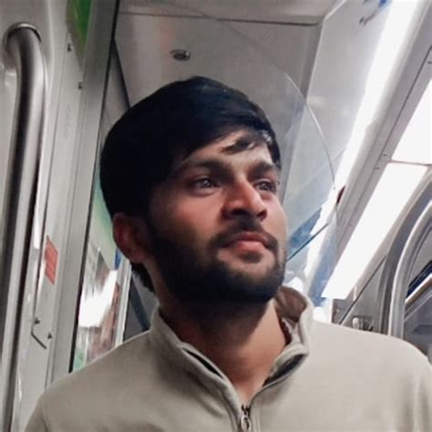 Devesh - Maths teacher in Noida - ₹100/h