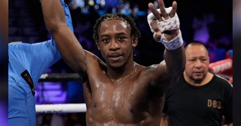 Keyshawn Davis and Edwin De Los Santos Set for Showdown with Surprising ...