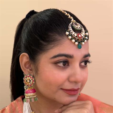 Looking for mangtikka designs that make a statement? – Sneha Rateria Store