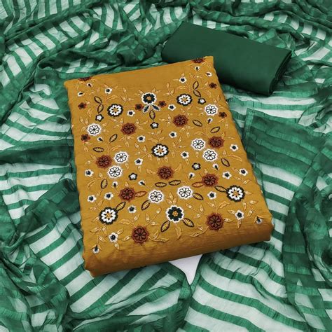 GNGSU-120226-MUSTARD