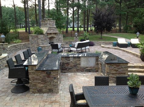 Outdoor Kitchen Designs 的图像结果