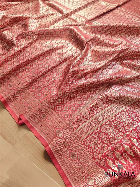 Shop Reddish Pink Mashru Silk Banarasi Saree – BUNKALA