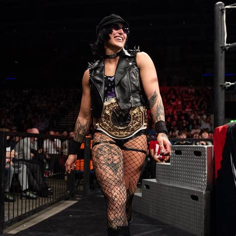 Пятничная муза: Рея Рипли