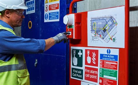 Agni Emergency Fire Alarm Manual Call Point with Hammer for Schools ...