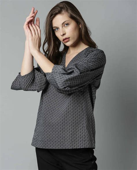 Rareism Women Artsy Black Top Full Sleeves Printed