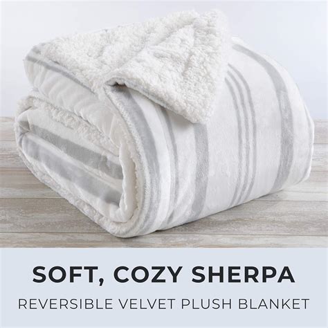 Buy Great Bay Home Sherpa Fleece and Velvet Plush Full/Queen Throw ...