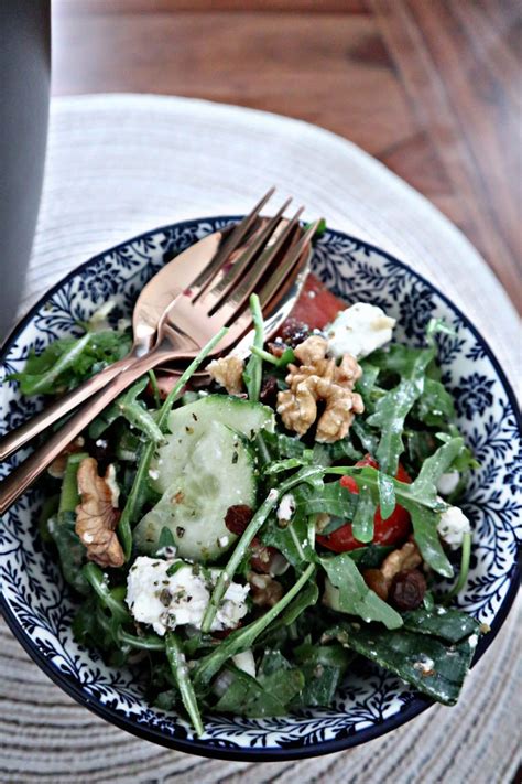 Rucola-Feta-Salat mit Balsamico Dressing - View of my Life
