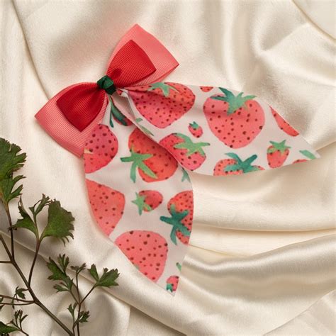 Dual Printed Scarf Bow on Alligator Clip - Red & Pink – ribboncandy.in