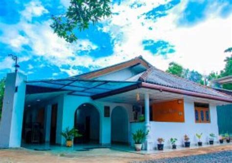 J-LINE HOTEL (Tissamaharama) - Guesthouse Reviews & Photos - Tripadvisor