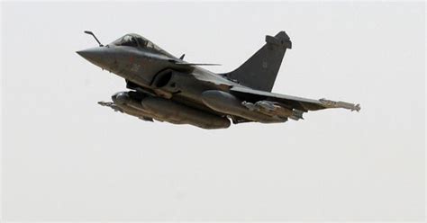 Rafale: Senior officer in defence ministry raised objections a month ...
