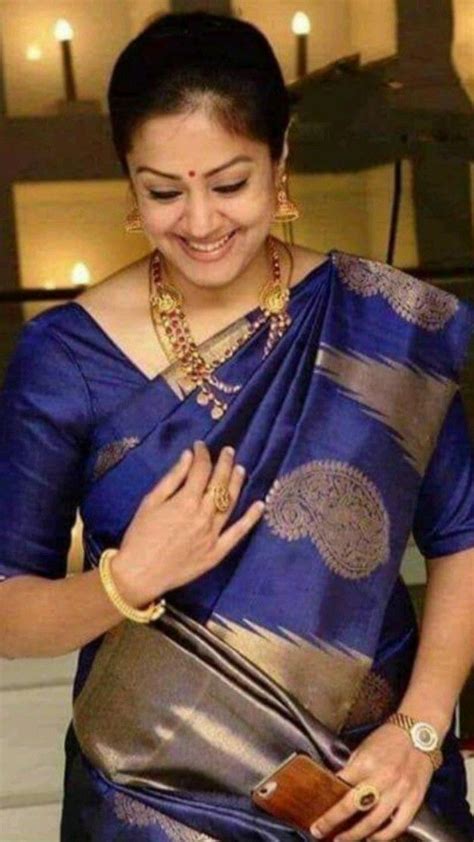 Top 10 Saree Ideas for Diwali 2024 to Light up the Celebrations