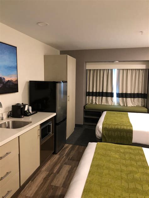 BEST WESTERN PLUS YUMA FOOTHILLS INN & SUITES $129 ($̶1̶6̶6̶) - Updated ...