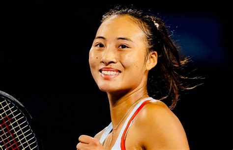 Tennis 郑钦文 的图像结果