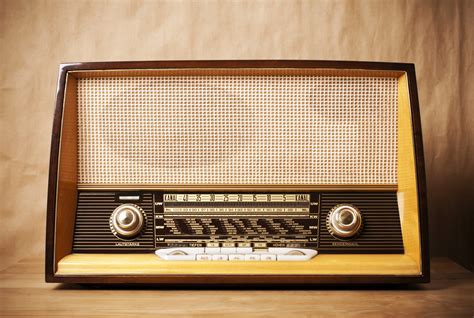 Tuning Through Time: A Journey into the History of Radio - Discovery UK - history of radio