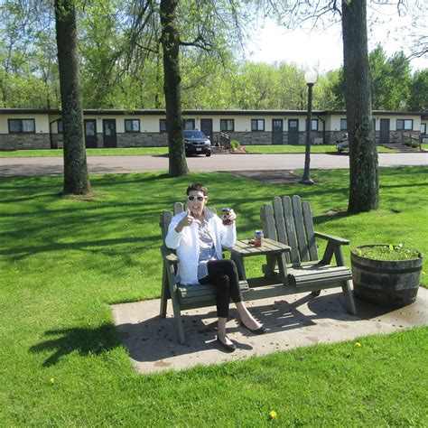 CREST MOTEL (Ashland) - 2025 Hotel Reviews & Photos - Tripadvisor