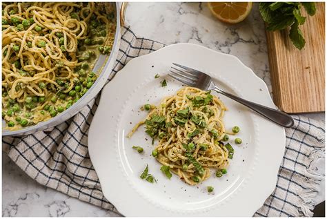 Spring Pea Pasta Recipe with mint - Sugar Maple Farmhouse
