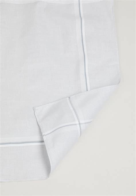 Buy Men Solid Handkerchief- Pack of 3 Online at just Rs. 149.0 ...