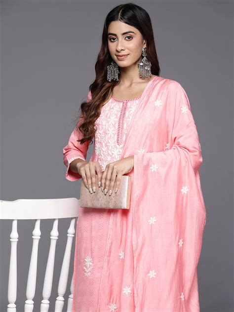 varanga women floral embroidered regular thread work kurta with ...