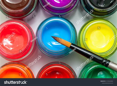 Poster Color 的图像结果