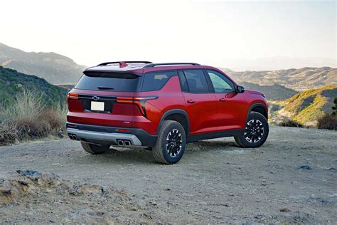 2025 Chevrolet Traverse Reviews, Price, MPG and More | Capital One Auto Navigator