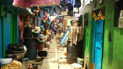 In Bengaluru, Dry Waste Is a Source of Both Livelihood and Civic Woes