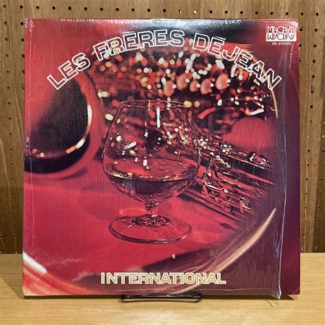International / Les Freres Dejean [LP] | 百年