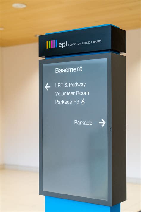 Library Signage Examples 的图像结果