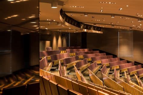 Information Computer Room 的图像结果