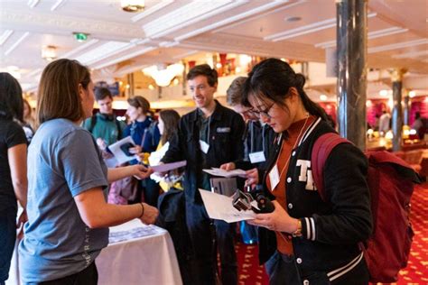 Embarrsing Spring Break 2019 的图像结果