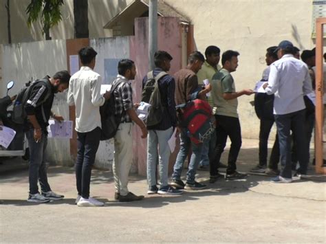 A 24-hour counseling helpline will be started in schools in Mehsana ...