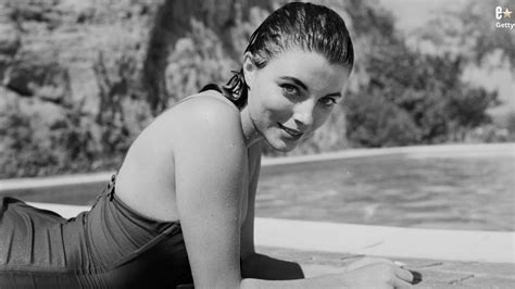 'Forever Iconic': Joan Collins Rocks Swimsuit at 92