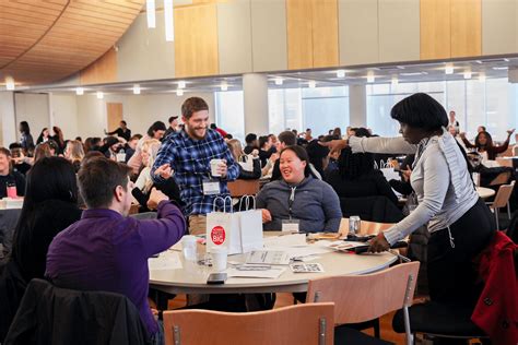 NSLS Leadership Development Program | About Our Program