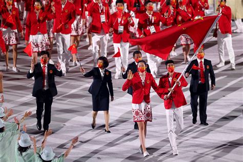 打破传统！东京奥运会开幕式各代表团将有男女两名旗手_文体社会_新民网