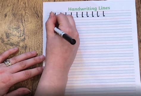 How to help your child to improve their handwriting - Twinkl