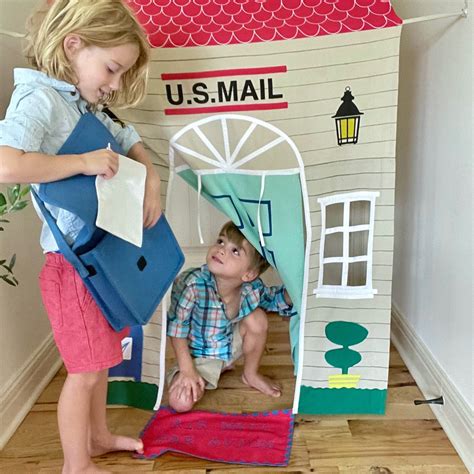 Post Office Doorway Storefront with Mailman's satchel – Role Play Kids