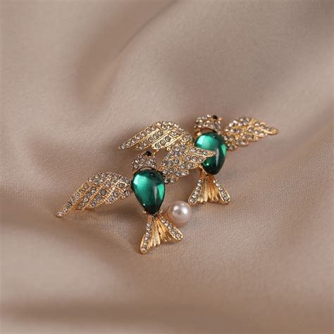 Bird Metal Brooch – A Little Extra