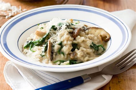 Mushroom Spinach Risotto Recipe | Vegan Girls Guide