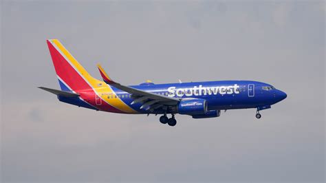 Southwest Airlines will ask passengers to prepare for landing 10 ...